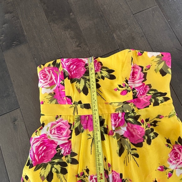 Betsey Johnson Strapless Yellow Floral Dress - Picture 7 of 10